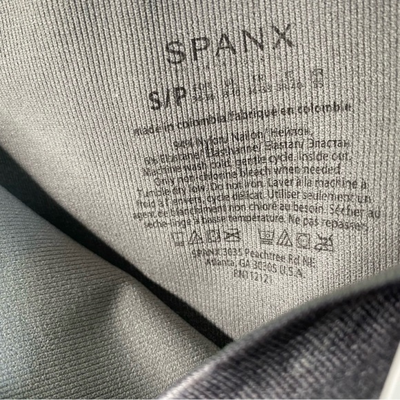 SPANX Camo Leggings - Picture 5 of 5